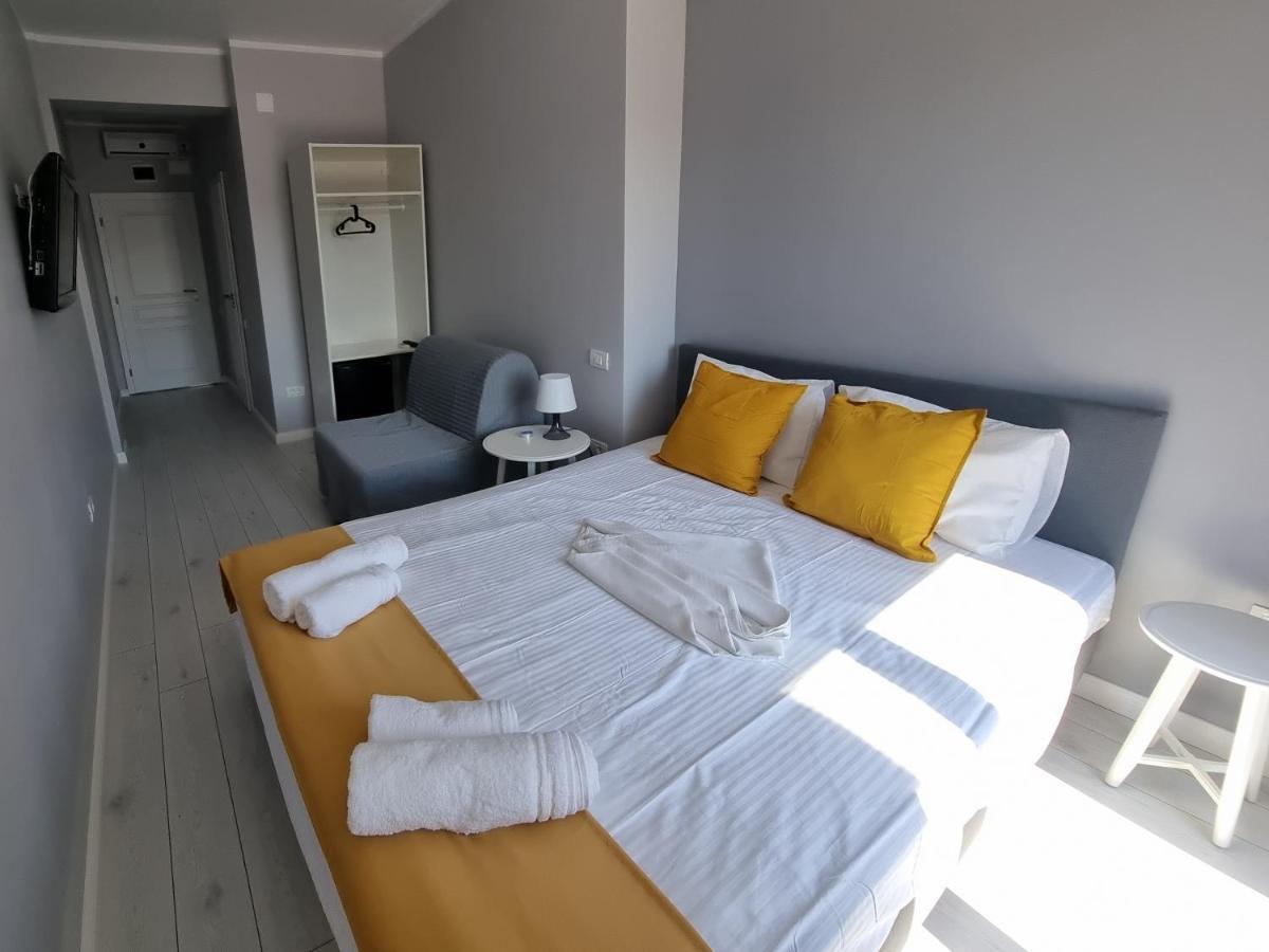Chg Boutique Hotel Costinești Kültér fotó